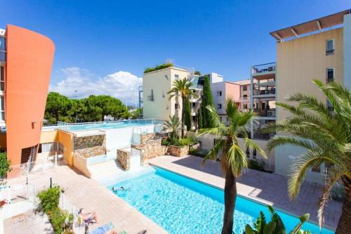 Antibes City Centre Apartamento | Appartement Port Prestige - terrasse - piscine - parking