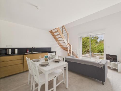Saint-Jean-de-Monts Apartamento | Appartement pour 4 à St-Jean-de-Mont - Jardin