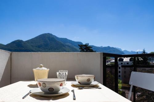 Annecy Apartamento | Appartement proche Lac et commerces