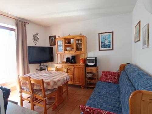 Montgenevre Apartamento | Appartement rénové 2 pièces + coin montagne - 6 pers - Centre village près des pistes - 2* - FR-1-445-119