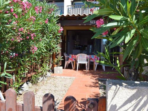 Saint-Pierre-la-Mer Apartamento | Appartement RDC 2 pièces+cabine, piscine, terrasse, parking privé - Saint Pierre La Mer - FR-1-229D-71