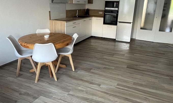Plaine de la Brague Apartamento | Appartement RDC,65m²,calme,parking prive,clim,wi-fi