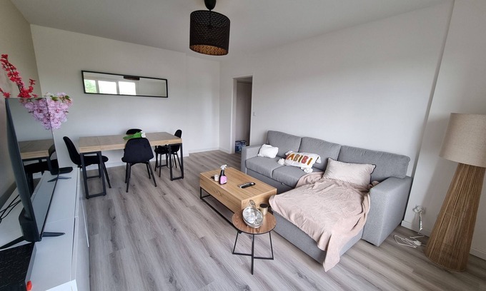 Rosny-sous-Bois Apartamento | Appartement Refait à Neuf Proche de Tous les Transports