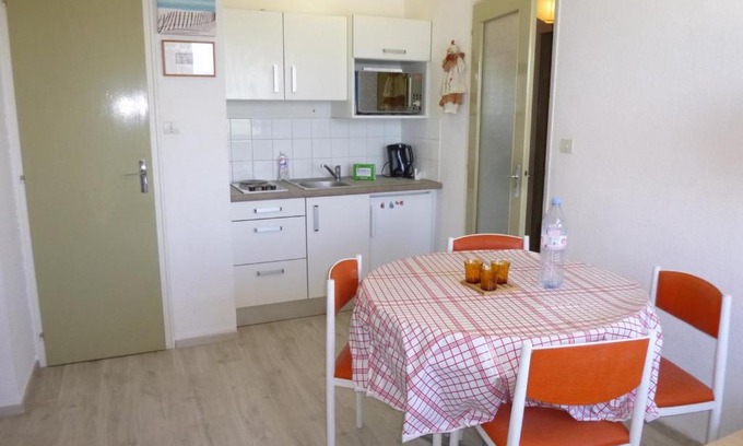 Saint-Jean-de-Monts Apartamento | Appartement Saint-Jean-de-Monts, 2 pièces, 4 personnes - FR-1-224C-146