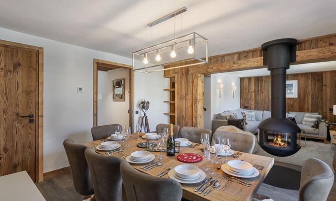 Val-d'Isere Apartamento | Appartement Ski-in/Ski-out, 3 Chambres, Cheminée, Parking, Val-d'Isère - FR-1-567-74