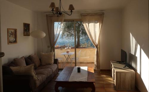 Grasse Apartamento | Appartement spacieux et chaleureux à Grasse