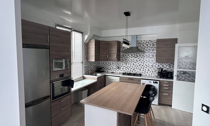 Le Bourget Apartamento | Appartement Spacieux - Le Bourget