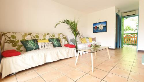 Sainte-Anne Apartamento | Appartement T2 lumineux, confortable et spacieux à Saint-Anne proche piscine et plage de l'Anse Caritan