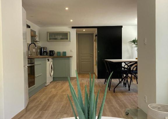 Aix-les-Bains Apartamento | Appartement T2 rez de chaussée villa Les Tamaris Aix-les-Bains