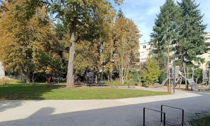 Laval Apartamento | Appartement T3 Refait à Neuf