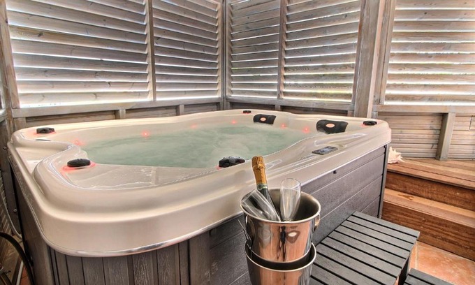 Morel Apartamento | Appartement THOMANA , jacuzzi privé, plage à 200 m
