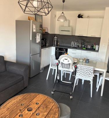 Lucciana Apartamento | Appartement vue montagne