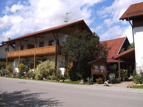 Safferstetten Apartamento | Appartementhaus Elisabeth Winklhofer