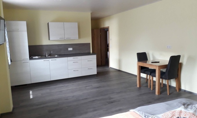 Weigenheim Apartamento | Appartements Bachus und Silvaner