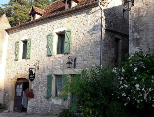 Saint-Cirq-Lapopie Casa | Appartements - Charme, jardin et vue imprenable en plein coeur de St-Cirq
