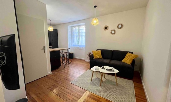 Besancon Apartamento | Appartements Climatisés Centre-ville/10 personnes