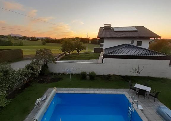 Eugendorf Apartamento | Appartment Andrea