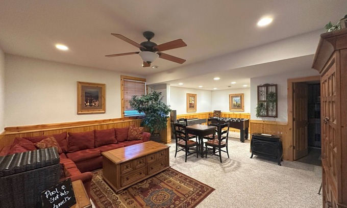 Apple River Casa | Apple Canyon Lake, sala de juegos, jacuzzi