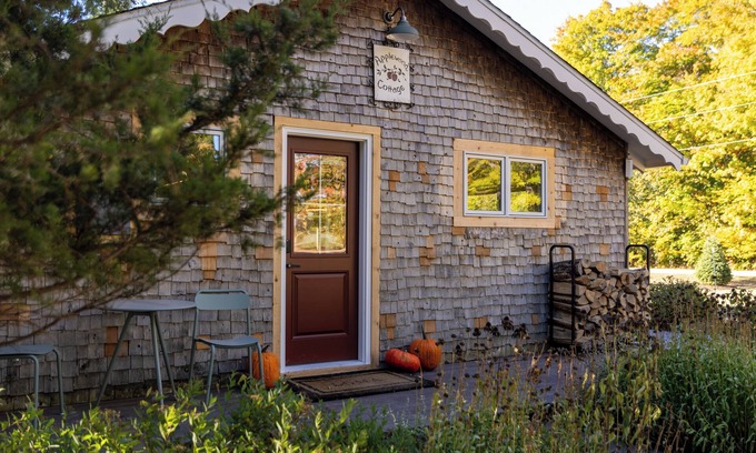 Fish Creek Cabaña | Applewood at Loma Cottages