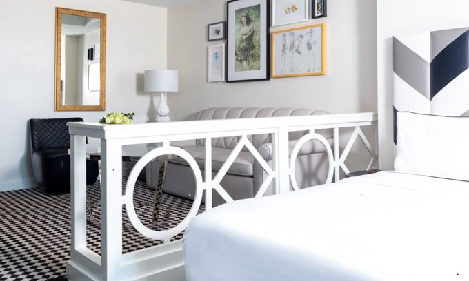 Norma Triangle Hotel | Appreciate the Beauty of Hollywood at an Exemplary Suite! Pool, Pet-friendly!