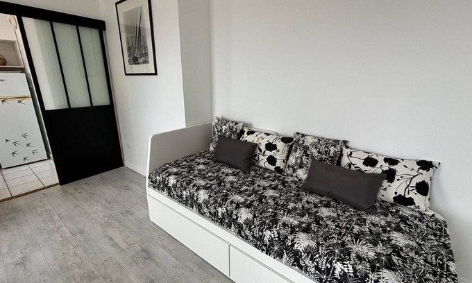 Saint-Denis Apartamento | Appt 2p, Proche Nouvelle Station Pleyel St Denis M14
