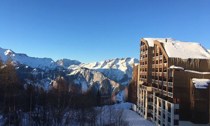 Bergers Apartamento | Cita pie de verano / invierno de Alpe d'Huez piscina balcón sauna aparcamiento cubierto