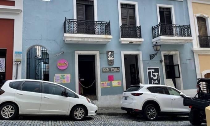 Mercado Apartamento | Apt 10 in the heart of Old San Juan