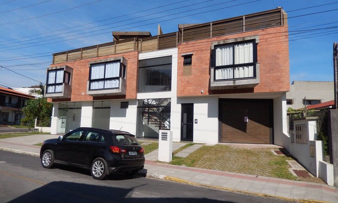 Centro Apartamento | Piso 102 Nuevo con Terraza Privado y Barbacoa