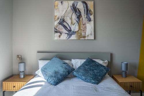 The Docks Apartamento | Apt 21 - Modern 2-Bedroom Gem