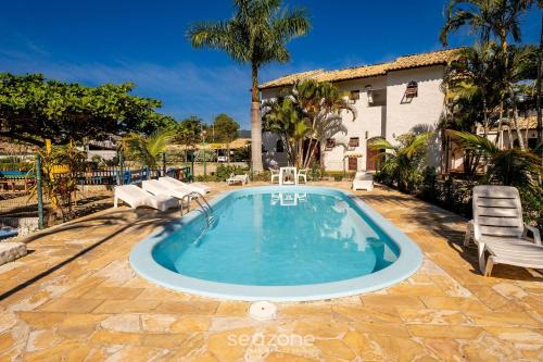 Ponta das Canas Apartamento | Apt en hermoso condominio justo en la arena RPB038