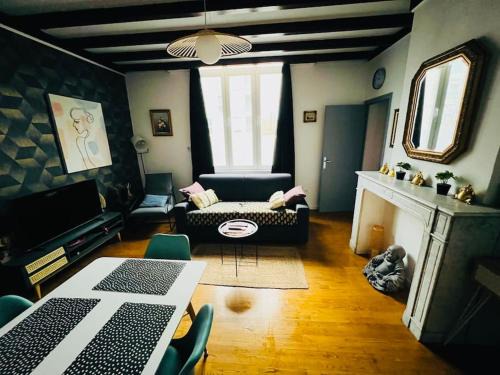 Valenciennes Apartamento | Apt Des Artistes, 3 min À Pied Gare et Centre