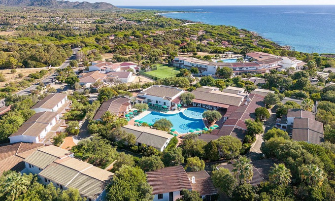 Sas Linnas Siccas Apartamento | Apt. Dorata SA Condominum Swimming Pool