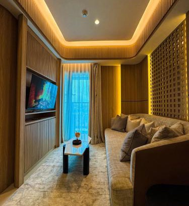 Pondok Aren Apartamento | Apt Embarcadero 2BR with Netflix & Pool by Damaresa