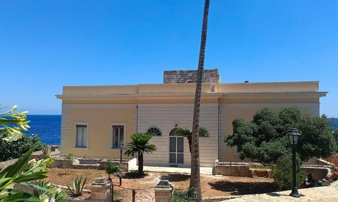 Porto Tricase Casa | Apt Gloria - Villa Risolo by Love Sud