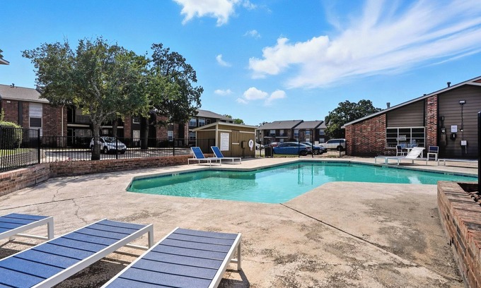 Southwood Valley Apartamento | Apt. In college Station TX Mins to major hospitals and A&M U