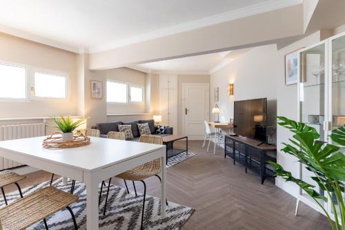 Algorta Apartamento | Apt in Neguri, 5 min from the beach & metro