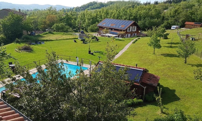 Madonna Dei Fornelli Otro | casa de apartamentos en la madera "casa de madera de 1" con piscina, sauna y jardín