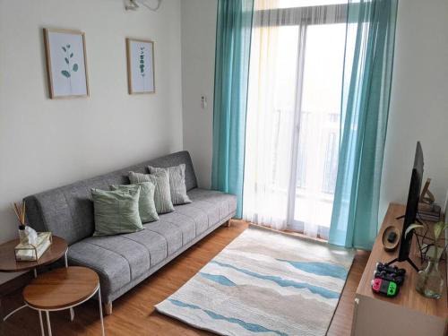 Ragunan Apartamento | Apt Pejaten Park 1 BR Sage Smart TV, Netflix, Prime, Youtube
