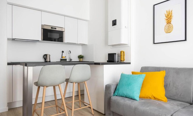 Evian-les-Bains Apartamento | Apt rénové à 2 min à pied du lac - Wifi gratuit