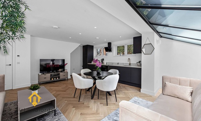 Chiswick Riverside Apartamento | Apt1 Exclusive 1 bedroom Flat near Chiswick Business Park!