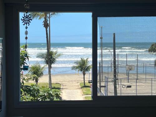 Centro Apartamento | APTO 2 dorms frente ao mar