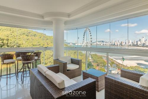 Pioneiros Apartamento | Apto 3Q c/Vista Mar e Roda Gigante em BC BSD1501