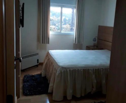 Vila Iara Apartamento | Apto aconchegante em Capivari com lareira e sacada