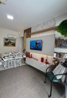 Piratuba Apartamento | Apto Alamanda - 2 Quartos - Apto aconchegante, confortável e de frente para avenida principal!