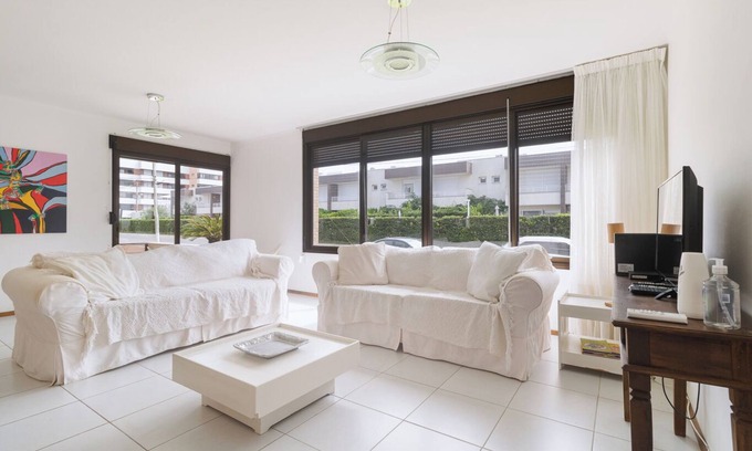 Xangri-La Apartamento | Apto com Wi-Fi beira mar na Praia de Atlântida/RS