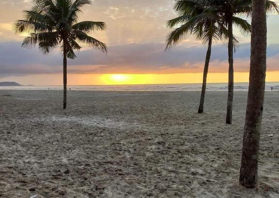 Vila Assuncao Apartamento | Apto completo na praia Ocian!