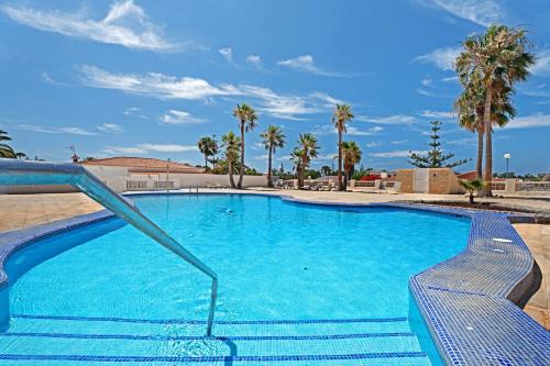 Las Rosas Apartamento | Apto Costa del Silencio con Piscina y WiFi