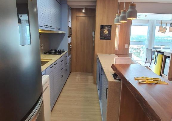 Itacolomi Apartamento | Apto de alto padrão/luxo em home club pé na areia com vista mar.