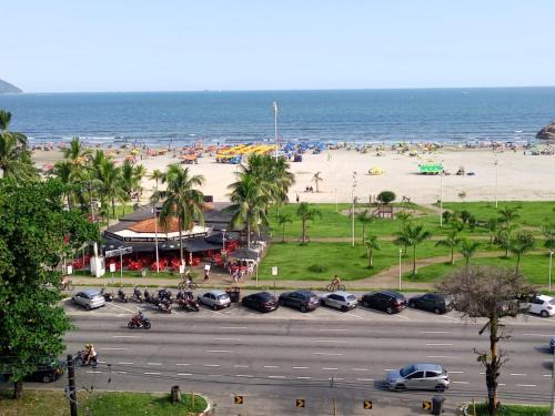 Itarare Apartamento | Apto em frente a praia em São Vicente
