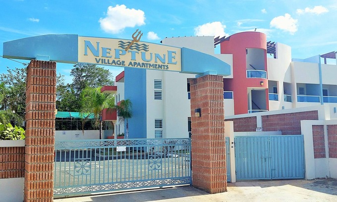 Boqueron Apartamento | Pueblo de Neptuno, Boquerón, Cabo Rojo PR (Agua y Luz)